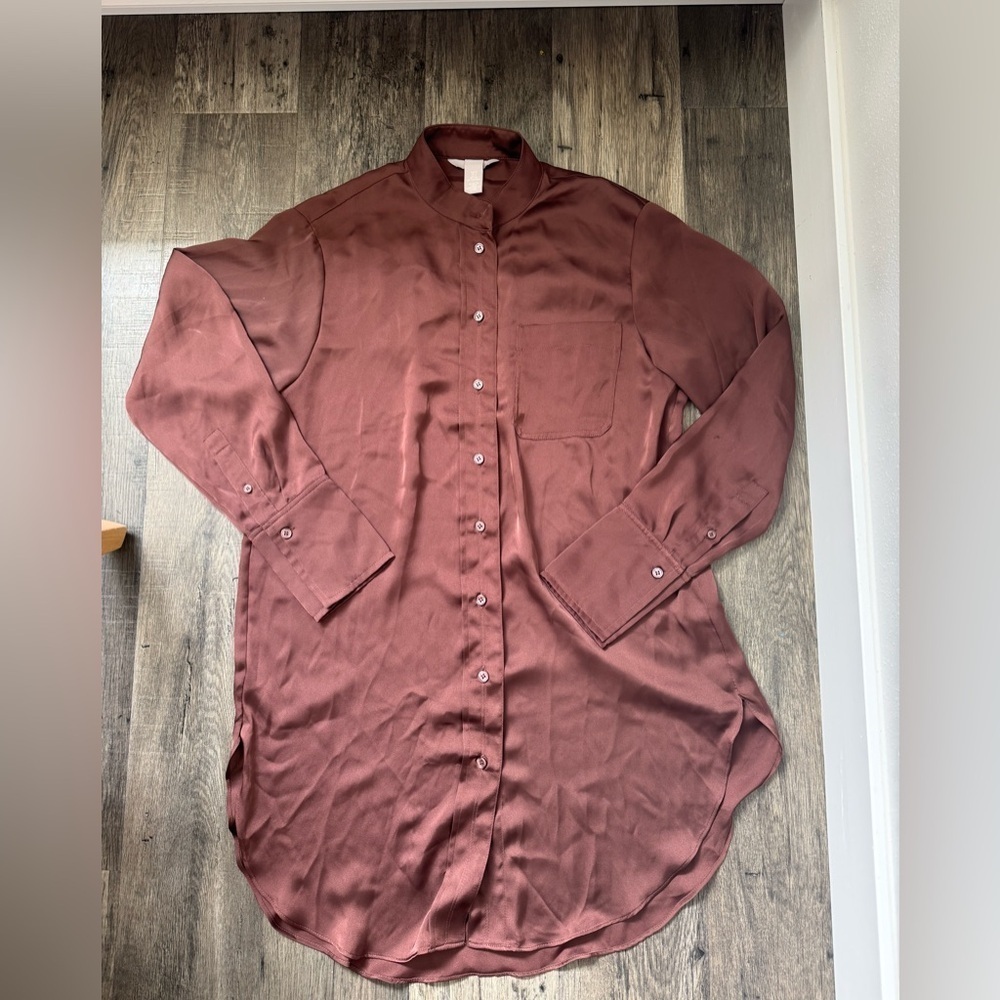 H&M Oversized Blouse with Relaxed Fit and Long Sleeves